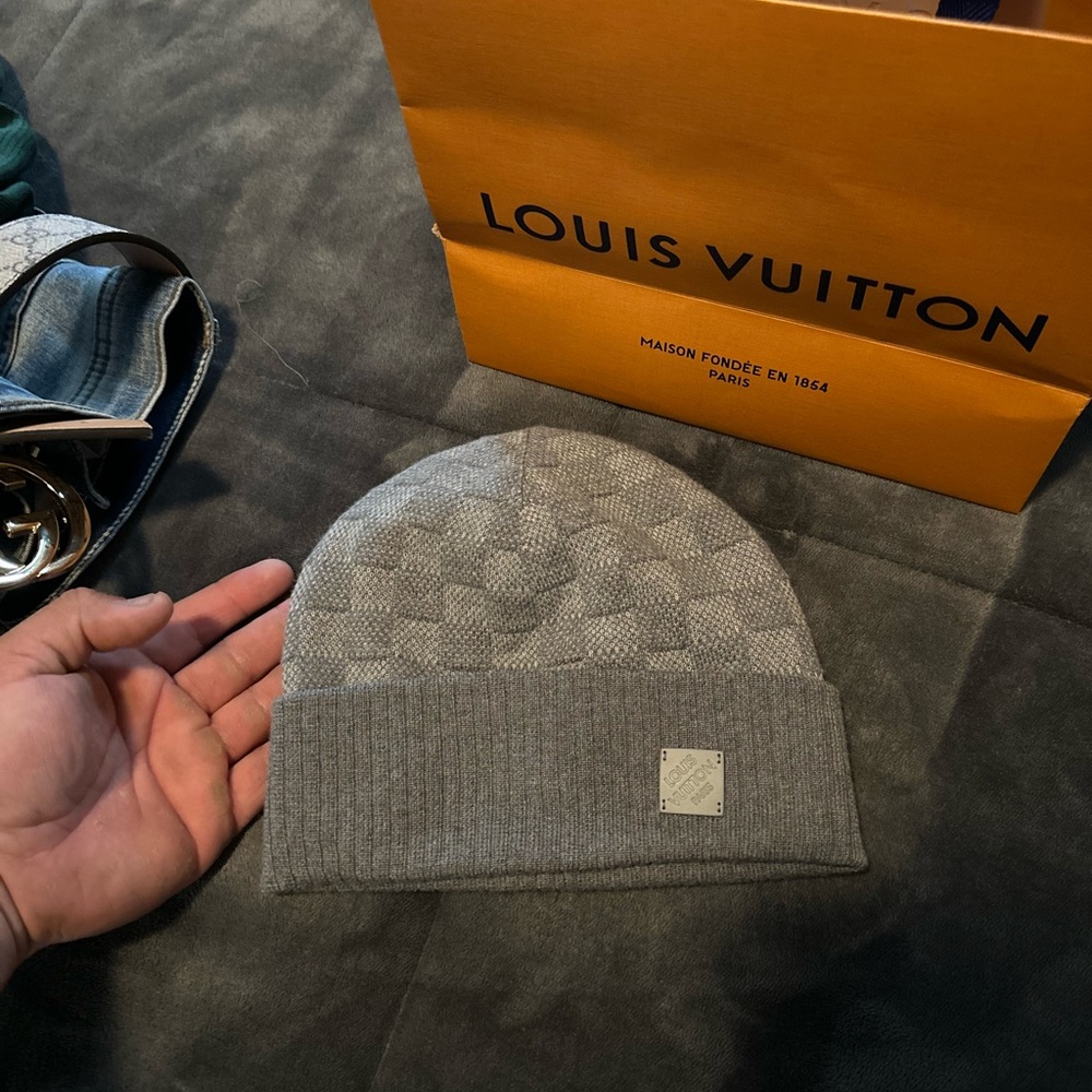 Lv beanie brand new